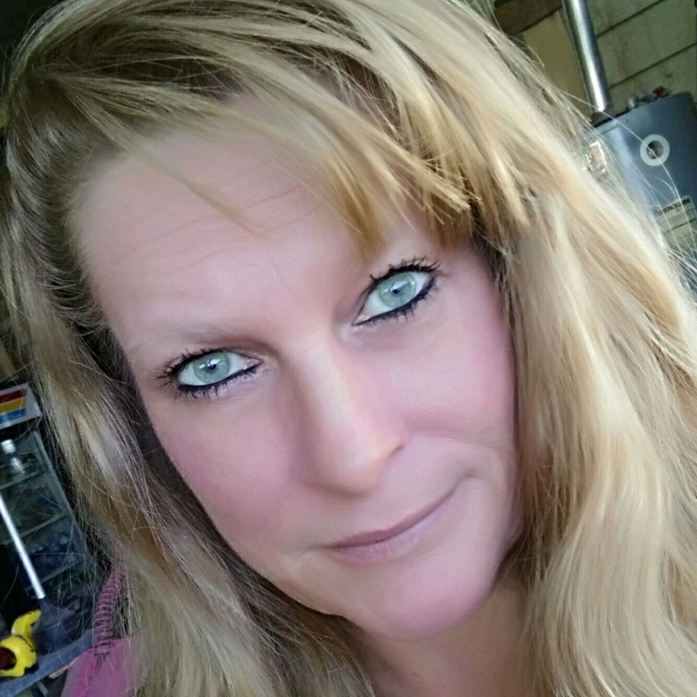 Meet your Posher, Candice